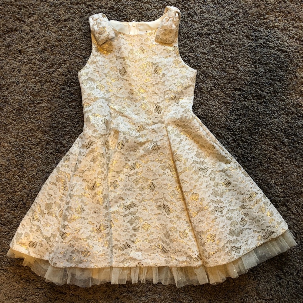 Girls fancy dress